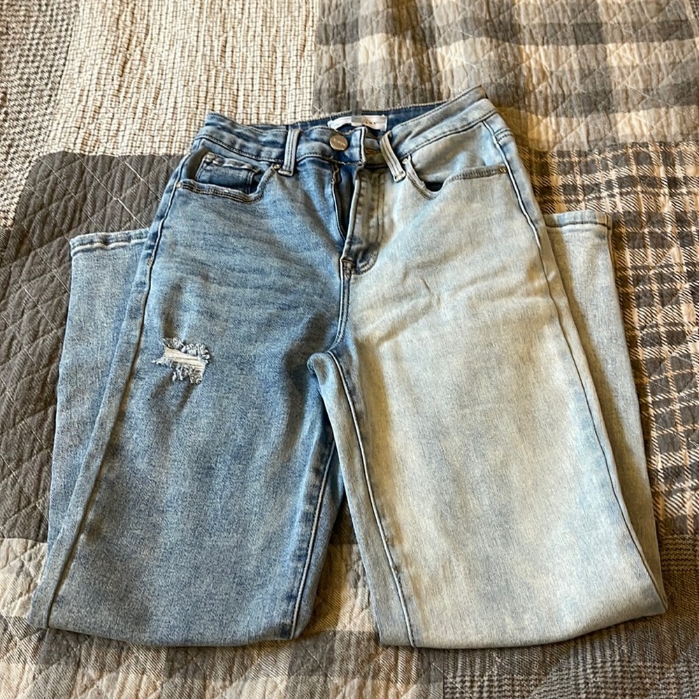 Risen Jeans